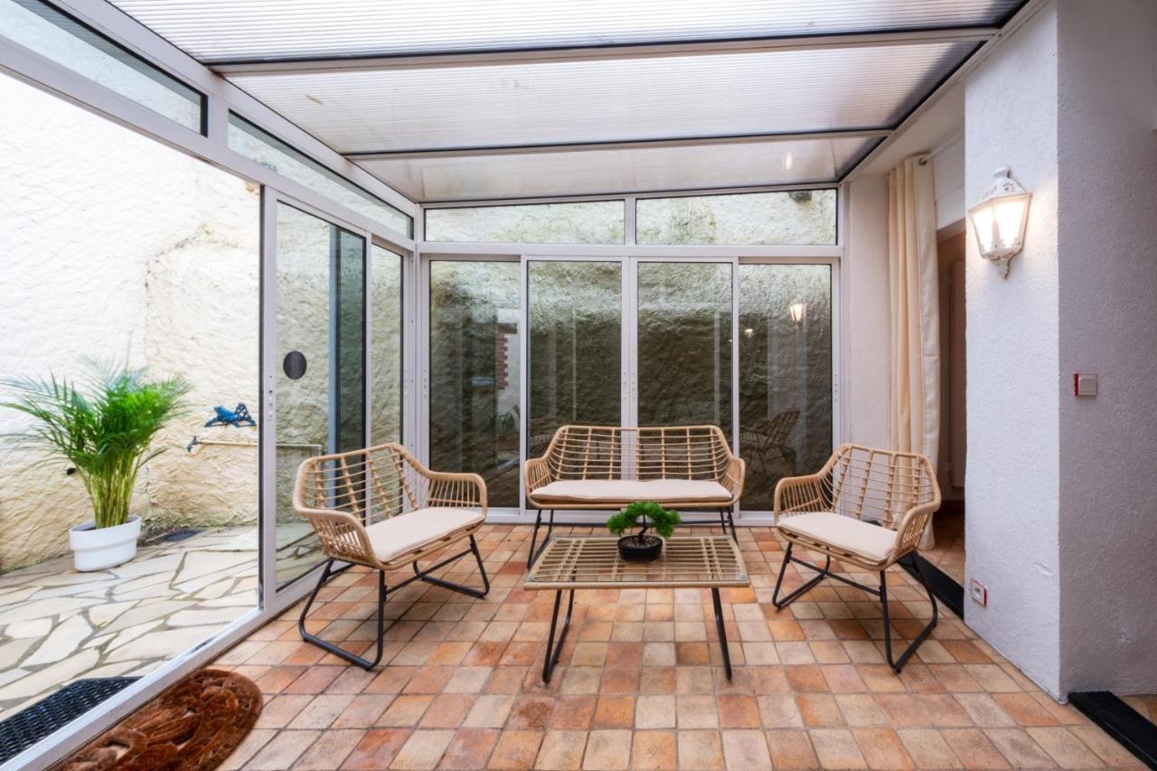 Le Cocon- Atypique Classe 2 Etoiles Gien Exterior photo
